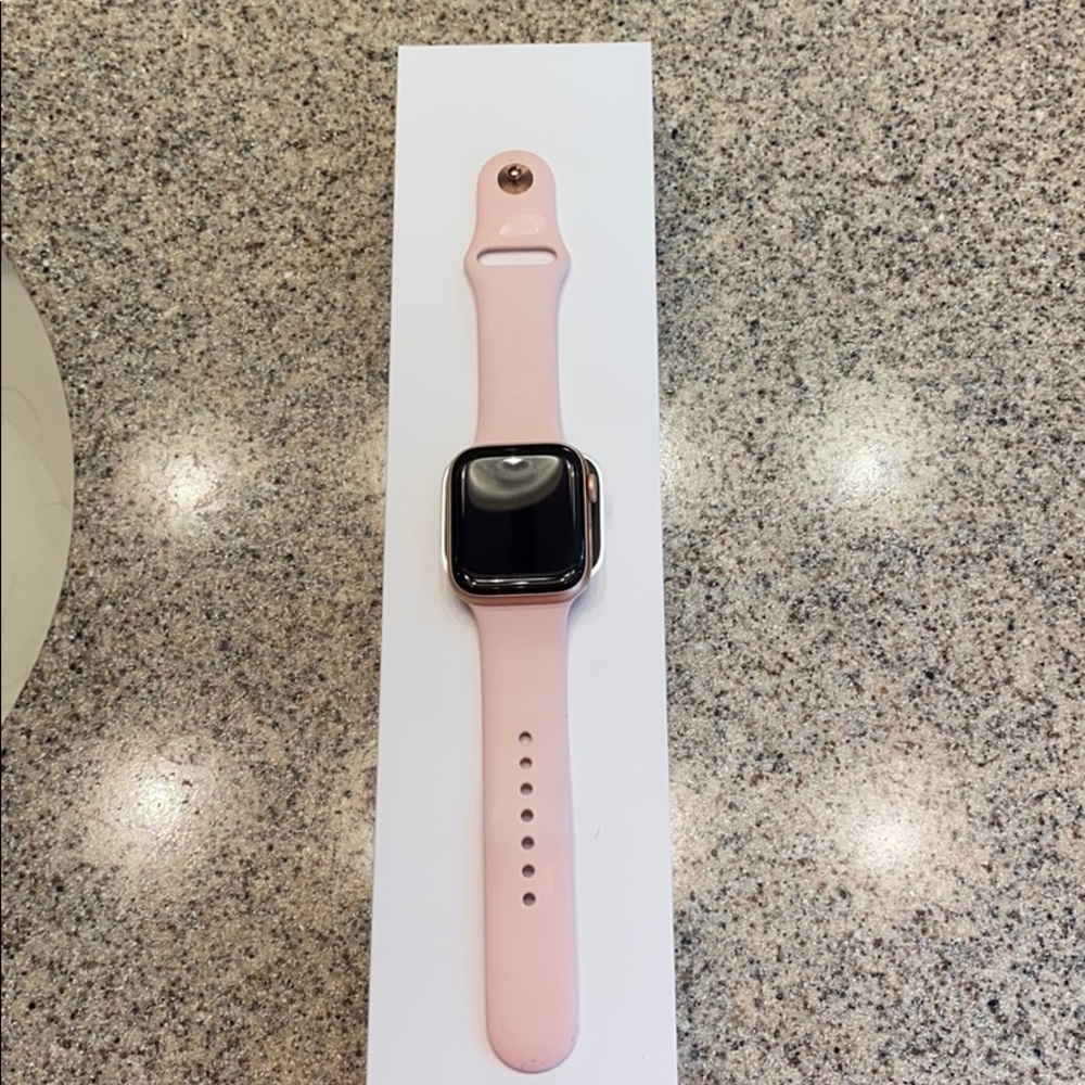Apple Watch generation 4 connected one